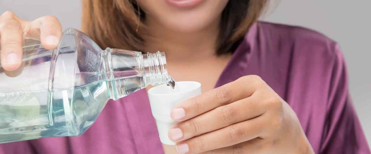 Mouthwash Actually Necessary? A Dentist’s Guide to the Best Rinse